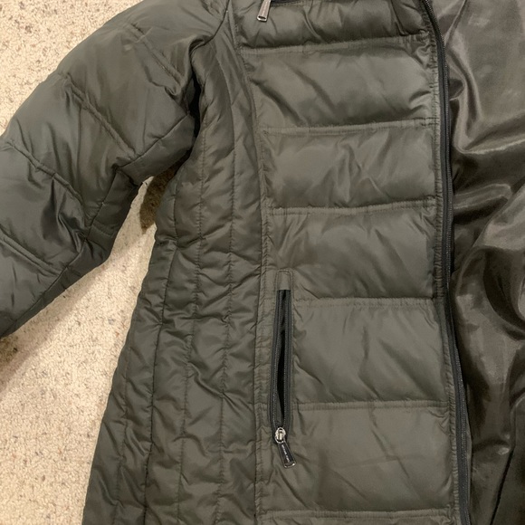 Quilted Nylon Packable Puffer Coat - XL - Picture 5 of 7